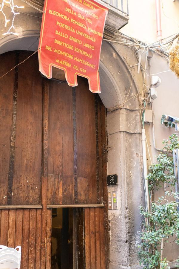 Fagi Rooms In Naples Exterior photo